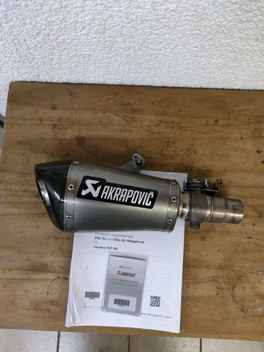 Yamaha akrapovic slip on - r6,