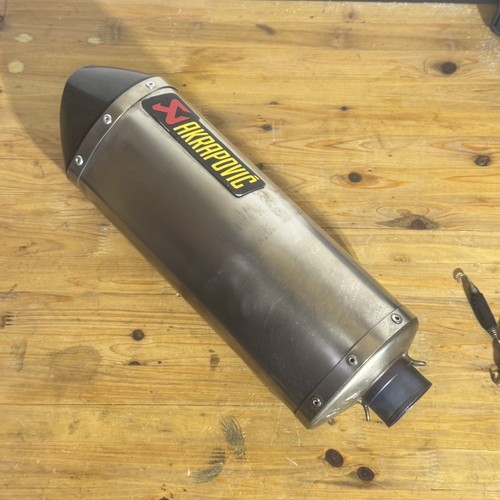 Akrapovic slip auspuff - slip-on,
